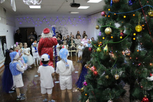 С Новым годом! С Новым годом!.